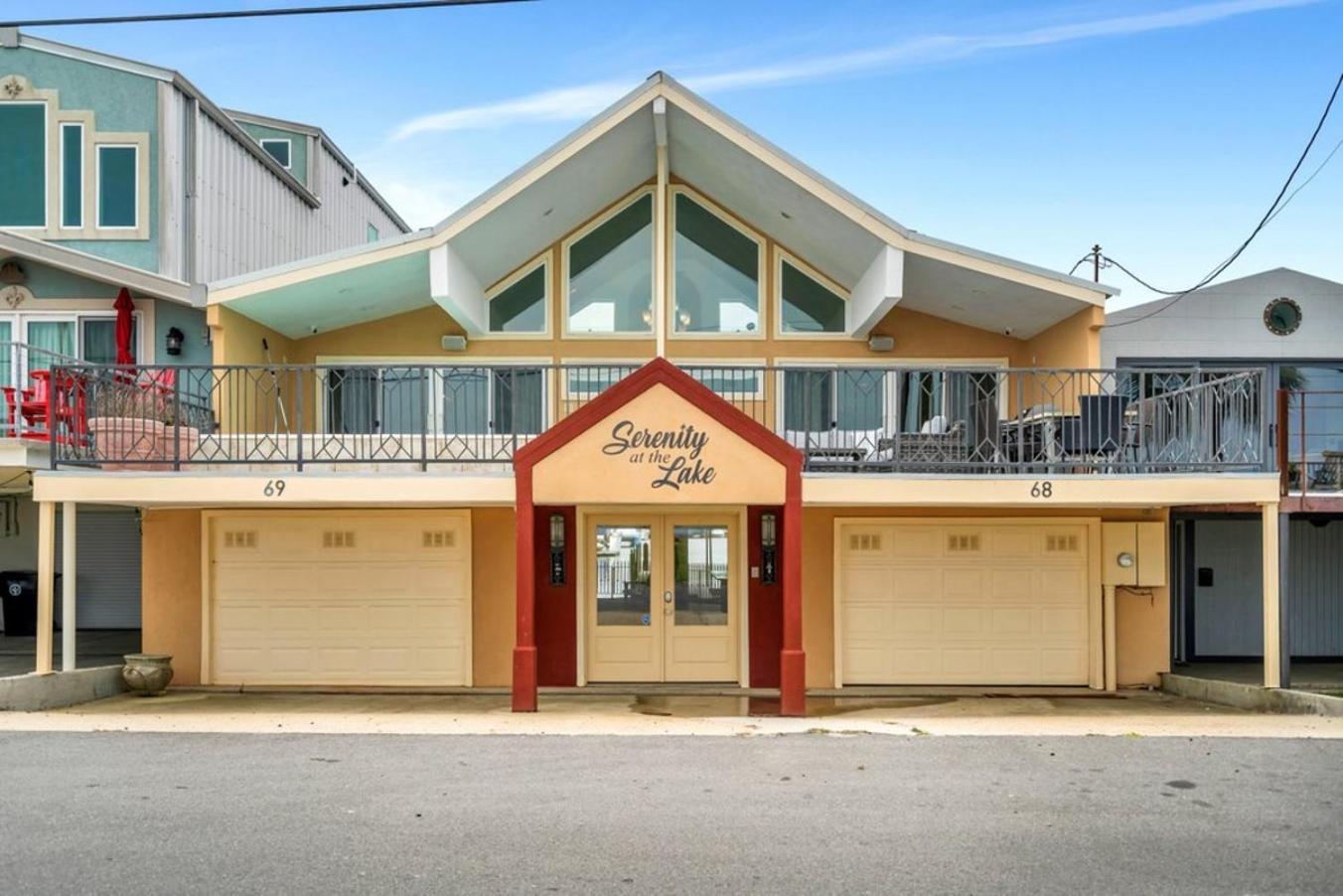 3 Bedroom W Pool Views -serenity At The *
