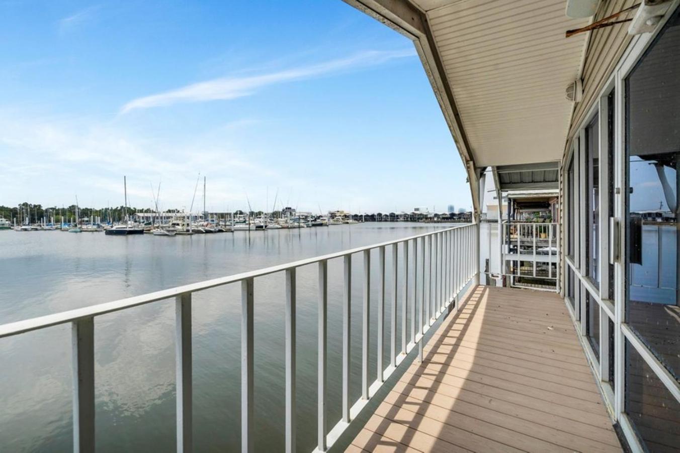 Holiday home 3 Bedroom W Pool Views -serenity At The New Orleans